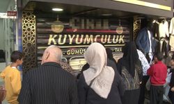 Kuyumcu mağdurları kepengi kırdı, vitrindeki altınlar imitasyon çıktı