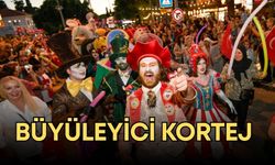 Kaleiçi Old Town Festivali için Kaleiçi sokaklarında büyüleyici kortej