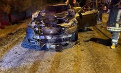 Konya'da seyir halindeki otomobil alev aldı