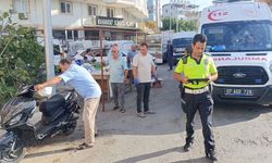 Manavgat’ta çocuğa çarpmamak için motosikletini devirdi
