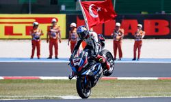 Milli gurur Toprak Razgatlıoğlu, Superbike’ta yine zirvede