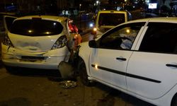 Antalya'da zincirleme trafik kazası: 6 araç karıştı