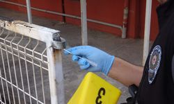 Antalya'da parkta dehşet! Alkol alan şahıs, bıçakla saldırdı