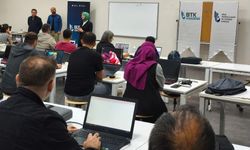 BTK Akademi, Antalya’da lise öğrencilerine yönelik üretken yapay zeka eğitimi başlattı