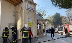 Burdur'da cami minaresinde elektrik kabloları alev aldı