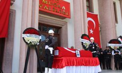 Kalp krizinden hayatını kaybeden polis memuru Çakıcı, gözyaşlarıyla uğurlandı