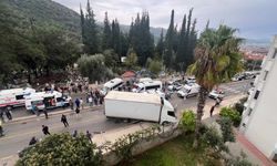 Fethiye’de öğrenci servisi kaza yaptı: 22 öğrenci yaralandı