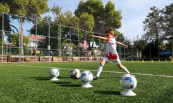 Futbol Akademisi’nde eğitimler sürüyor