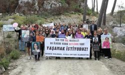 Türk Kızılay’ı gönüllüsü kadınlar Alanya’da fidan dikti