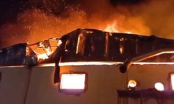 Isparta’da gece başlayan fabrika yangını sabaha kadar sürdü