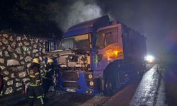 Burdur Bucak’ta seyir halindeki kamyon facianın eşiğinden döndü