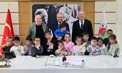 Kepez Belediyesi okullarda ücretsiz göz sağlığı taraması yaptı