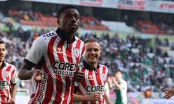 Konyaspor, Samsunspor'a 3-1 yenildi