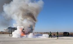 Mersin'de nefes kesen tatbikat: 18 yolcunun olduğu uçak alev aldı!