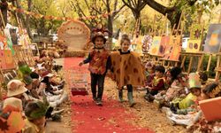 Manavgat'ta miniklerden sonbahar defilesi