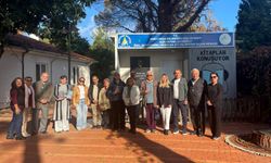 Söz uçar, ses kalır: Muratpaşa’da kitaplar artık yazarların sesiyle konuşuyor