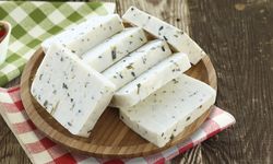 Otlu peynir dar gelirlinin sofrasından kalktı