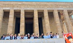 Minik kalpler Ata’nın huzurunda!