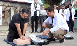 Kalbi duran için ilk 10 dakika hayat kurtarıyor