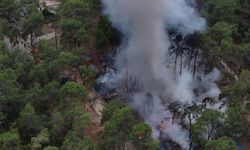 Fethiye'de karavanda başlayan yangın ormana sıçradı