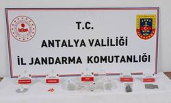 Antalya'da jandarmadan yasaklı maddelere geçit yok!
