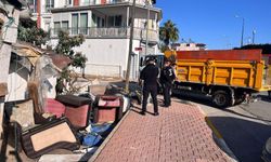 Kepez'de çöp ev temizliği