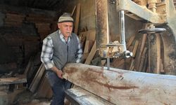 Alanya'da 45 yıllık marangoz ustası: "Kepengi kapattığım gün meslek bitecek"