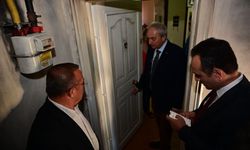 Mesut Kocagöz yangın mağduru vatandaşı ziyaret etti