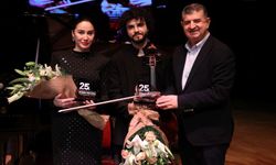 Antalya'da Jamal Aliyev ve Ece Dağıstan müzikseverlerle buluştu