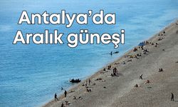 Antalya’da Aralık güneşi: Konyaaltı Sahili doldu