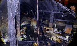 Isparta'da baca yangını evi küle çevirdi