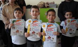 Konyaaltı’nda miniklere karne coşkusu