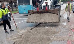 Antalya'da sağanağın tahrip ettiği yollarda yapım çalışması başladı