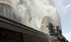 Aksu’da alışveriş merkezinde yangın alarmı