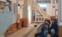 Antalya genelinde ilk teravih coşkusu yaşandı