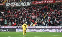 Antalyaspor’da prim savaşı! Levent Ördek’ten 5 milyon TL açıklaması!