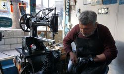 Burdur’da 40 yıllık ayakkabı tamircisi: “Bu meslek kaybolacak”