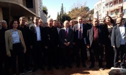 CHP’li Özgür Karabat Antalya’da! İl Başkanlığı inşaatını inceledi