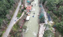 Dim Barajı taştı, Alanya’da ev iş yerlini su bastı