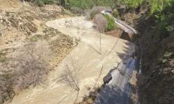 Gazipaşa’da heyelan: Sugözü yolu kapalı