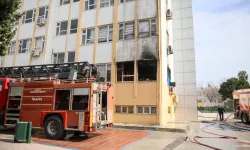 Antalya’da ilkokulda yangın çıktı!