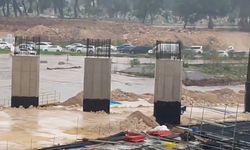 Kemer-Antalya yolu Uncalı’da kapandı!