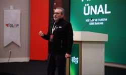 AK Parti MKYK Üyesi Mahir Ünal Antalya’da gençlerle buluştu