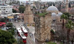 Antalya’da tarihi yapıları kurtaracak ihale iptal edildi!