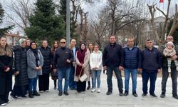 Isparta'da veliler okul tuvaletine kamera yerleştiren müdür için valiyle görüştüler