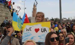 Antalya'da yaşayan Ukraynalılar, direniş ve dayanışma için buluşuyor