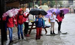 Kemer’de okullar tatil edildi