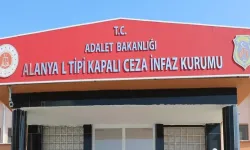 Alanya’da cezaevine uyuşturucu sokuldu!