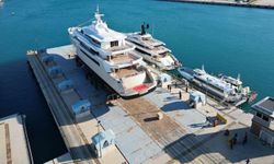 Antalya Serbest Bölge'de üretilen 58 metrelik dev süper yat Amanda mavi sularla buluştu