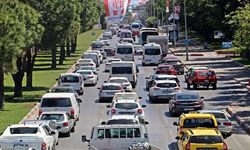 Antalya'da her iki kişiden birinin motorlu aracı var